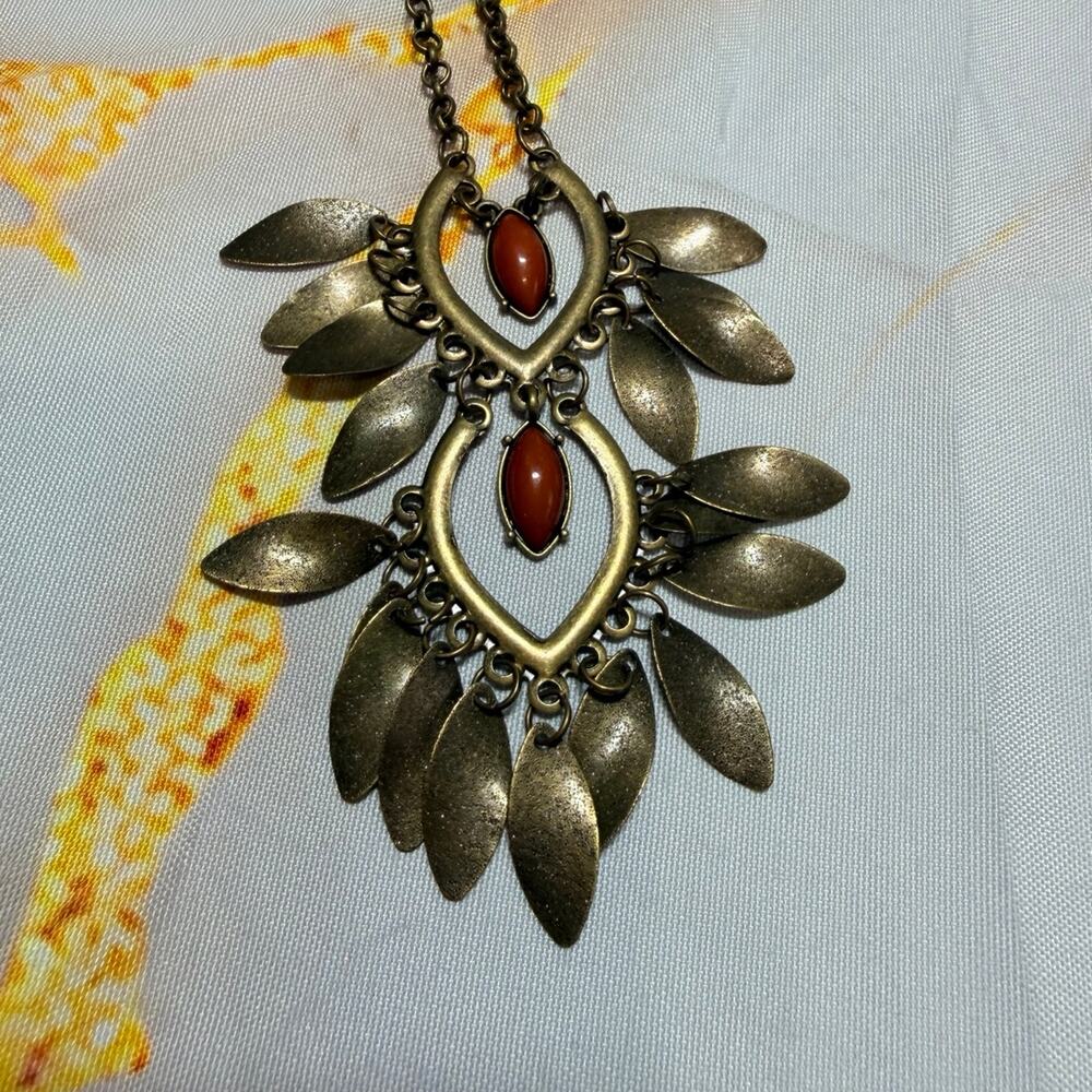 Bohemian style pendant necklace w red gems